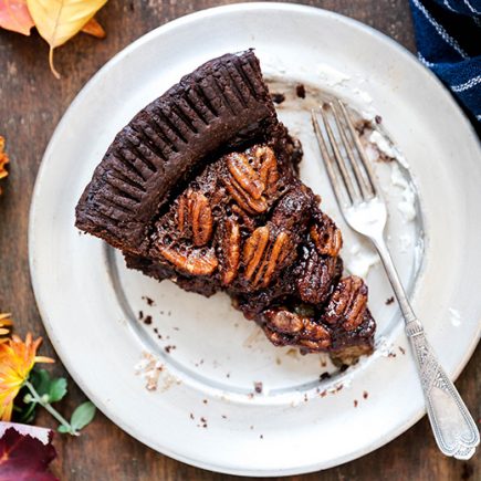 Chocolate Lovers Pecan Pie | www.floatingkitchen.net